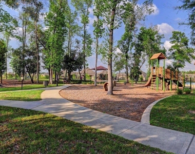 27947 Hendrix Park Drive - Photo Thumbnail 36