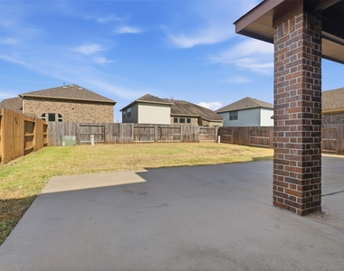 27947 Hendrix Park Drive - Photo Thumbnail 31