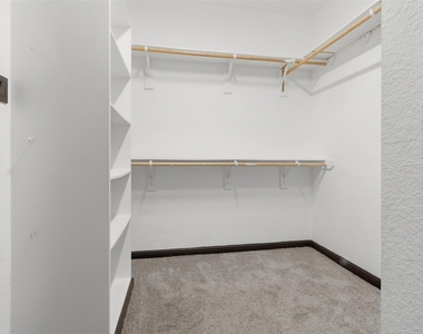 27947 Hendrix Park Drive - Photo Thumbnail 20