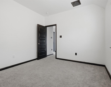 27947 Hendrix Park Drive - Photo Thumbnail 27