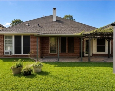423 Blossomwood Drive - Photo Thumbnail 30