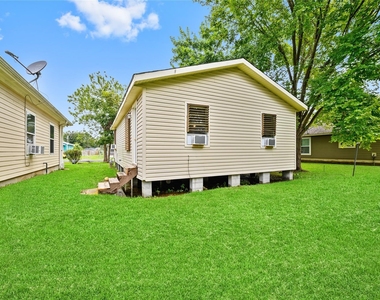 6201 Park Avenue - Photo Thumbnail 3