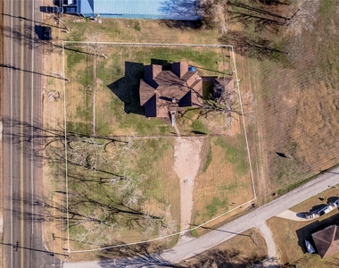 2201 Badger Lane - Photo Thumbnail 26