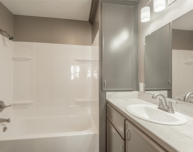 2201 Badger Lane - Photo Thumbnail 14