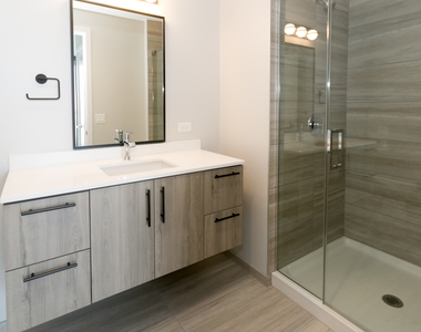 5252 S Cornell Ave - Photo Thumbnail 120