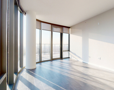 5252 S Cornell Ave - Photo Thumbnail 93