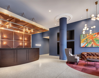 5252 S Cornell Ave - Photo Thumbnail 10