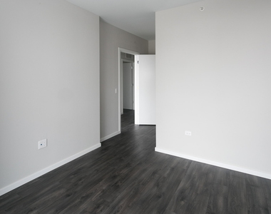 5252 S Cornell Ave - Photo Thumbnail 144