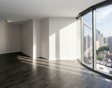 5252 S Cornell Ave - Photo Thumbnail 150