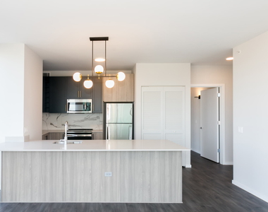 5252 S Cornell Ave - Photo Thumbnail 104