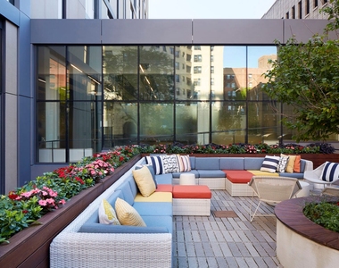1616 E 56th Street - Photo Thumbnail 3