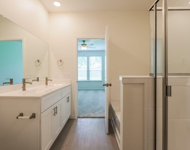 32707 Stargazer Cove Court - Photo Thumbnail 12