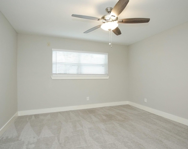 5815 Picasso Place - Photo Thumbnail 25