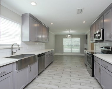 5815 Picasso Place - Photo Thumbnail 18