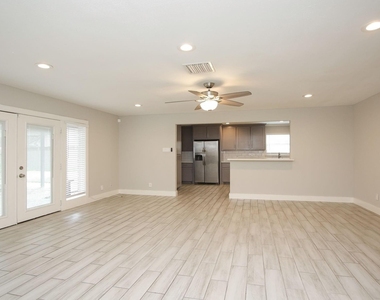 5815 Picasso Place - Photo Thumbnail 21