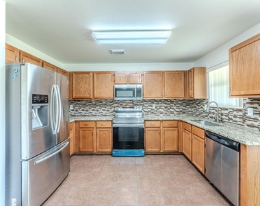1339 Diamond Bluff - Photo Thumbnail 6