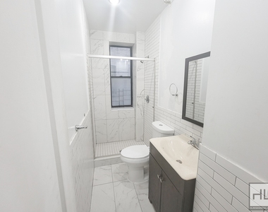 West 151st Street - Photo Thumbnail 3