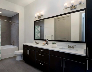 3939 W Alabama Street - Photo Thumbnail 11