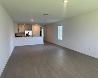31415 Pratola Serra Circle - Photo Thumbnail 2