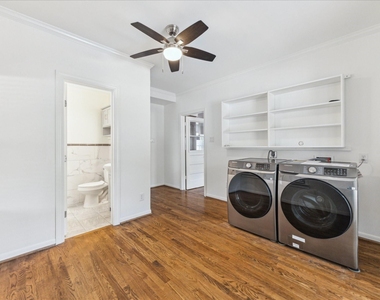 911 W 14th Street - Photo Thumbnail 8