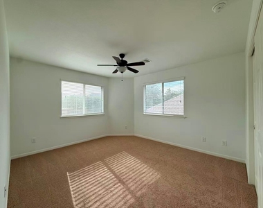 2814 Ridgeglen Lane - Photo Thumbnail 29