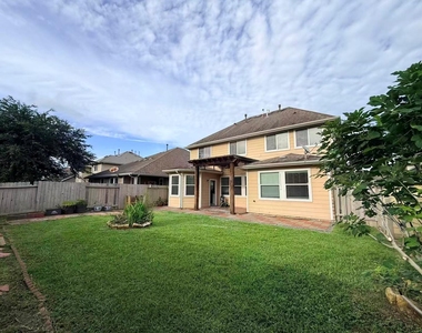 2814 Ridgeglen Lane - Photo Thumbnail 34