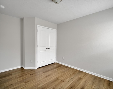 298 Brocks Lane - Photo Thumbnail 28