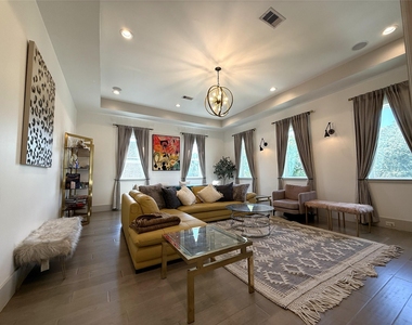 4043 Tartan Lane - Photo Thumbnail 35