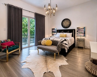 4043 Tartan Lane - Photo Thumbnail 4