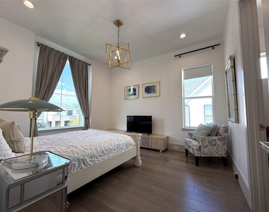 4043 Tartan Lane - Photo Thumbnail 23