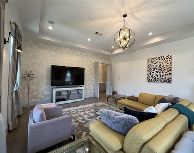 4043 Tartan Lane - Photo Thumbnail 36