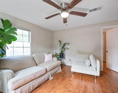 8314 Brandon Street - Photo Thumbnail 8