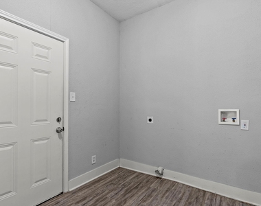 5103 New Orleans Street - Photo Thumbnail 15