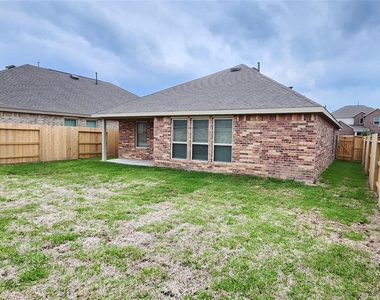 27110 Angel Creek Lane - Photo Thumbnail 31