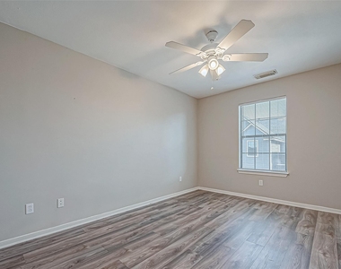 10043 Morocco Road - Photo Thumbnail 43
