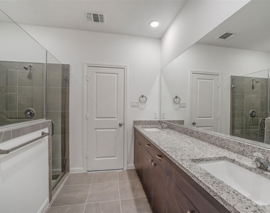 11931 Pondwood Drive - Photo Thumbnail 13