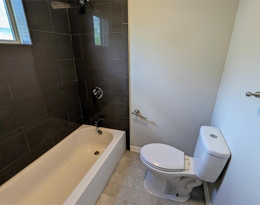 7521 Laredo Street - Photo Thumbnail 29