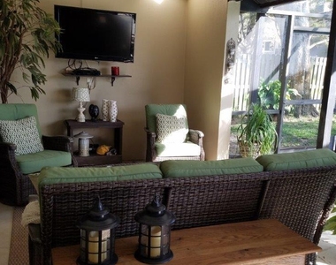 392 Lakeview Terrace - Photo Thumbnail 10
