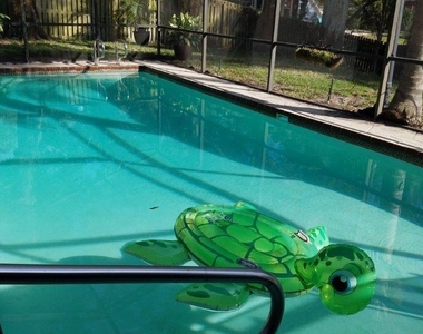 392 Lakeview Terrace - Photo Thumbnail 9