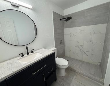 205 S Chandler Avenue - Photo Thumbnail 8