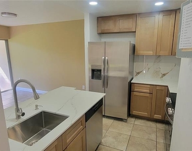 180 Magnolia Woods Court - Photo Thumbnail 13