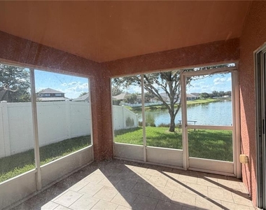 31205 Bridgegate Drive - Photo Thumbnail 32