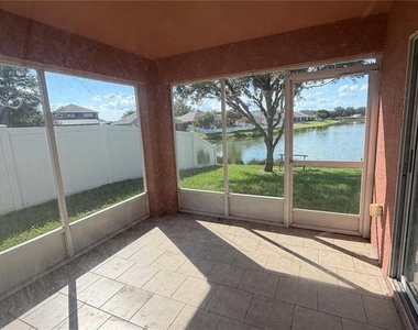 31205 Bridgegate Drive - Photo Thumbnail 31