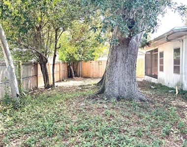2152 Greenbriar Boulevard - Photo Thumbnail 41
