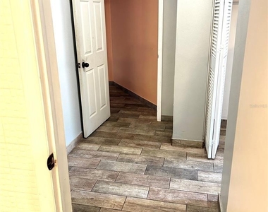 2152 Greenbriar Boulevard - Photo Thumbnail 26
