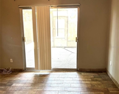 2152 Greenbriar Boulevard - Photo Thumbnail 23