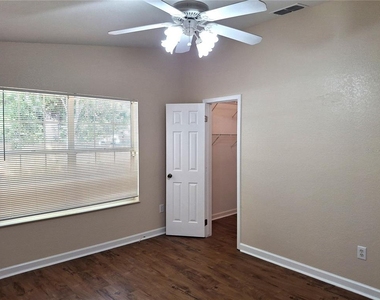 5560 61st Street N - Photo Thumbnail 15