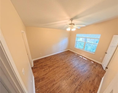 5560 61st Street N - Photo Thumbnail 13