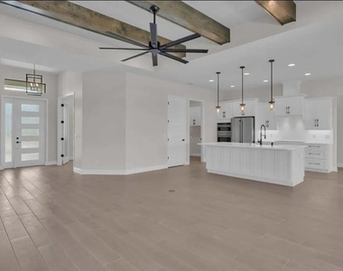 6980 Bentridge Drive - Photo Thumbnail 28
