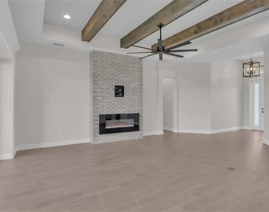 6980 Bentridge Drive - Photo Thumbnail 22
